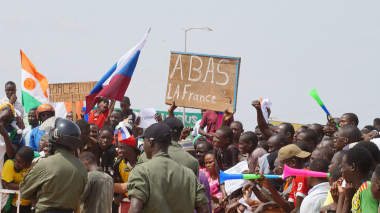 L’ambassadeur de France au Niger rentre à Paris après des semaines de tensions